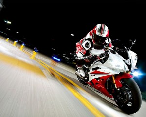 Sfondi desktop Yamaha R6 wallpapers gratis