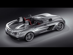 Sfondi-desktop-Mercedes-wallpapers-free-McLaren-SLR-Stirling-Moss