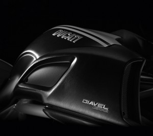 Sfondi desktop-ducati-diavel-2012 wallpapers