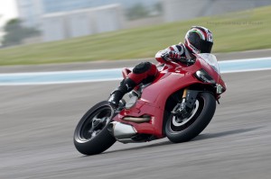 Sfondi -ducati-1199-panigale-2012 wallpapers