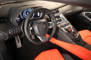 Sfondi Lamborghini Aventador-LP700 2012 - cruscotto