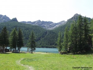 Sfondi desktop lago di montagna gratis