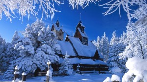 Sfondo desktop casa nella neve paesaggio natalizio