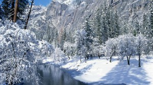 Sfondo HD inverno - paesaggio innevato